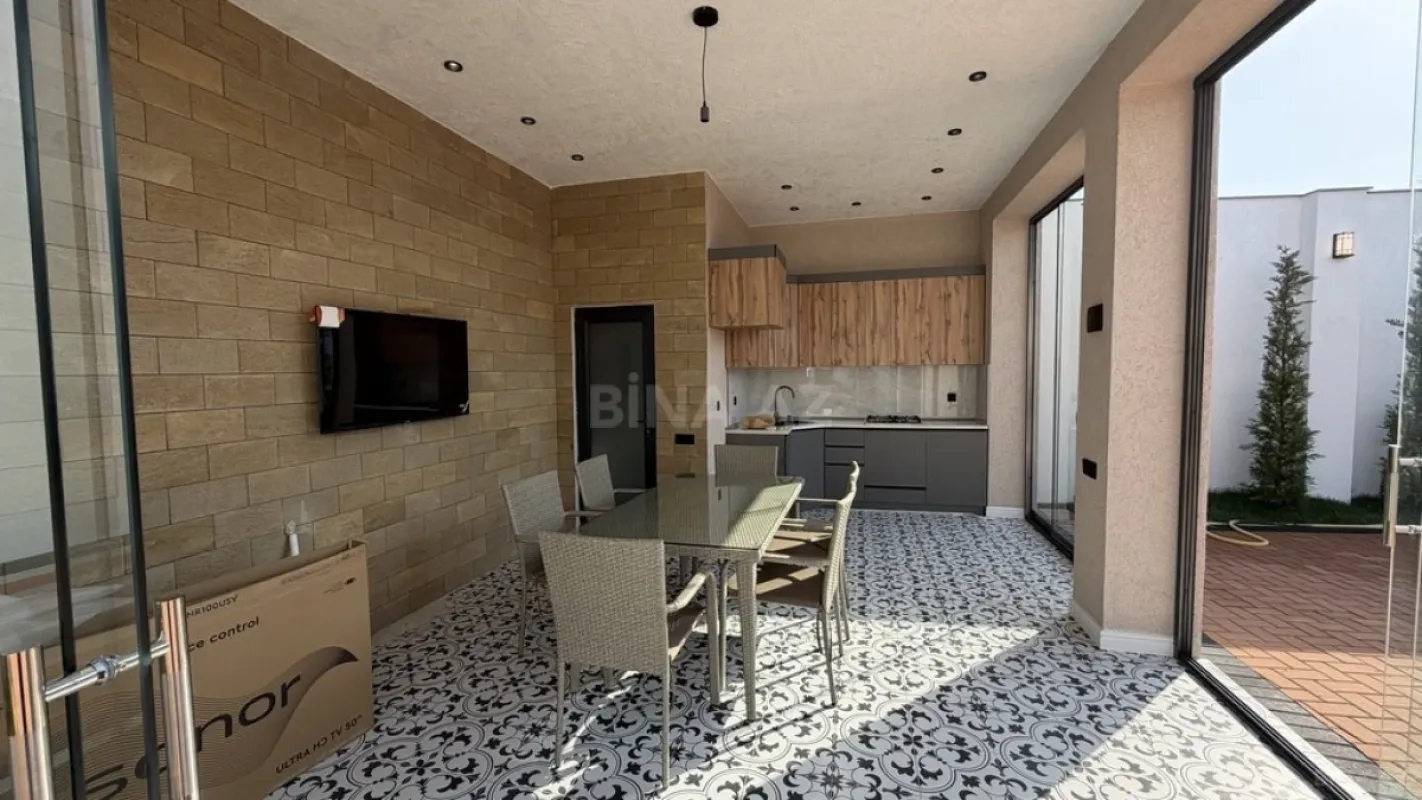 Satılır 4 otaqlı həyət evi 180 m²