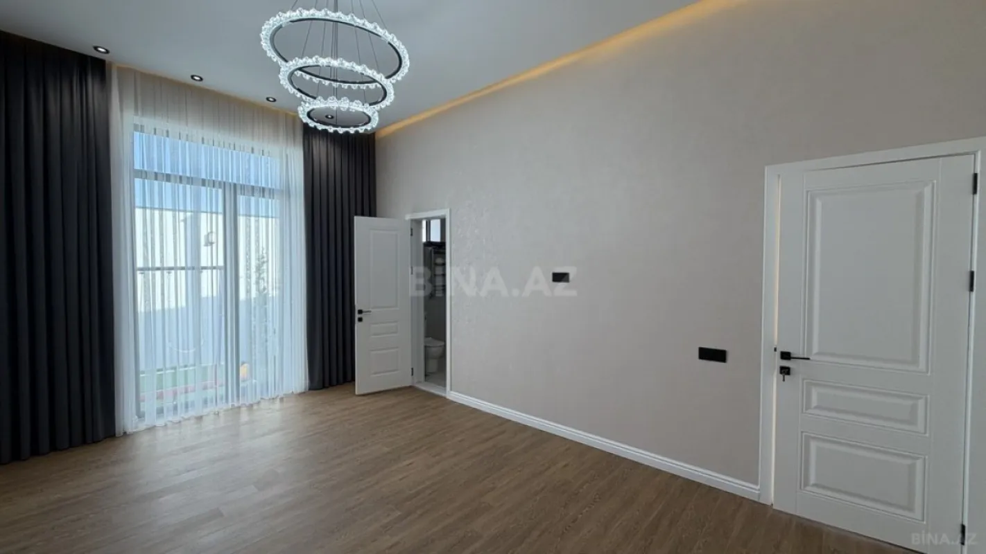 Satılır 4 otaqlı həyət evi 180 m²