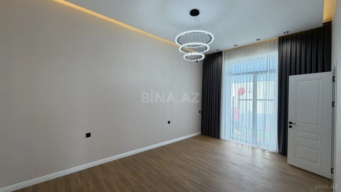 Satılır 4 otaqlı həyət evi 180 m²