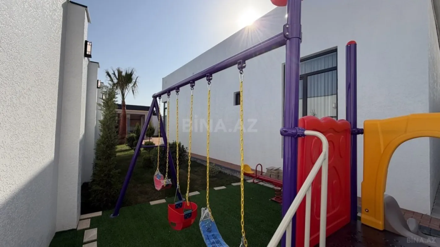 Satılır 4 otaqlı həyət evi 180 m²