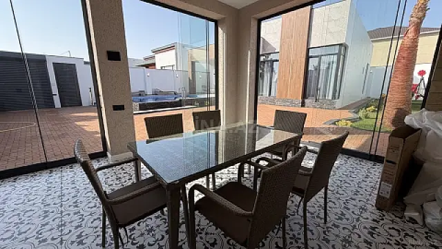 Satılır 4 otaqlı həyət evi 180 m²