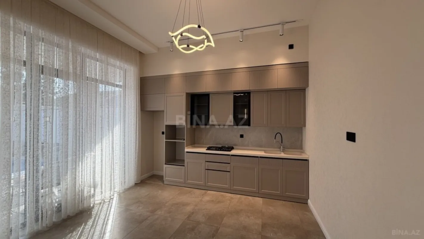 Satılır 4 otaqlı həyət evi 180 m²