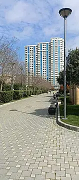 Satılır 3 otaqlı mənzil 130 m² — Bakı, İnşaatçılar 3 otaq 130.00 m²