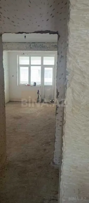 Satılır 3 otaqlı mənzil 130 m²