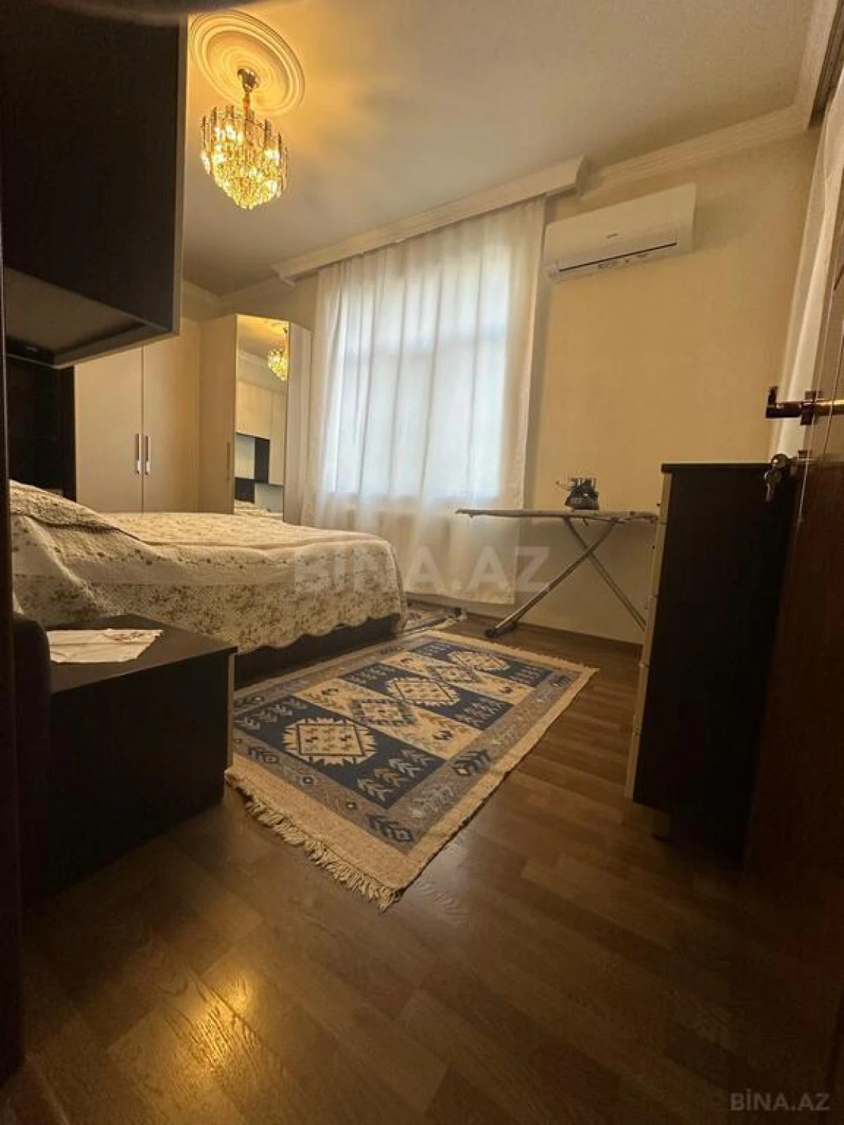 Satılır 3 otaqlı mənzil 110 m²