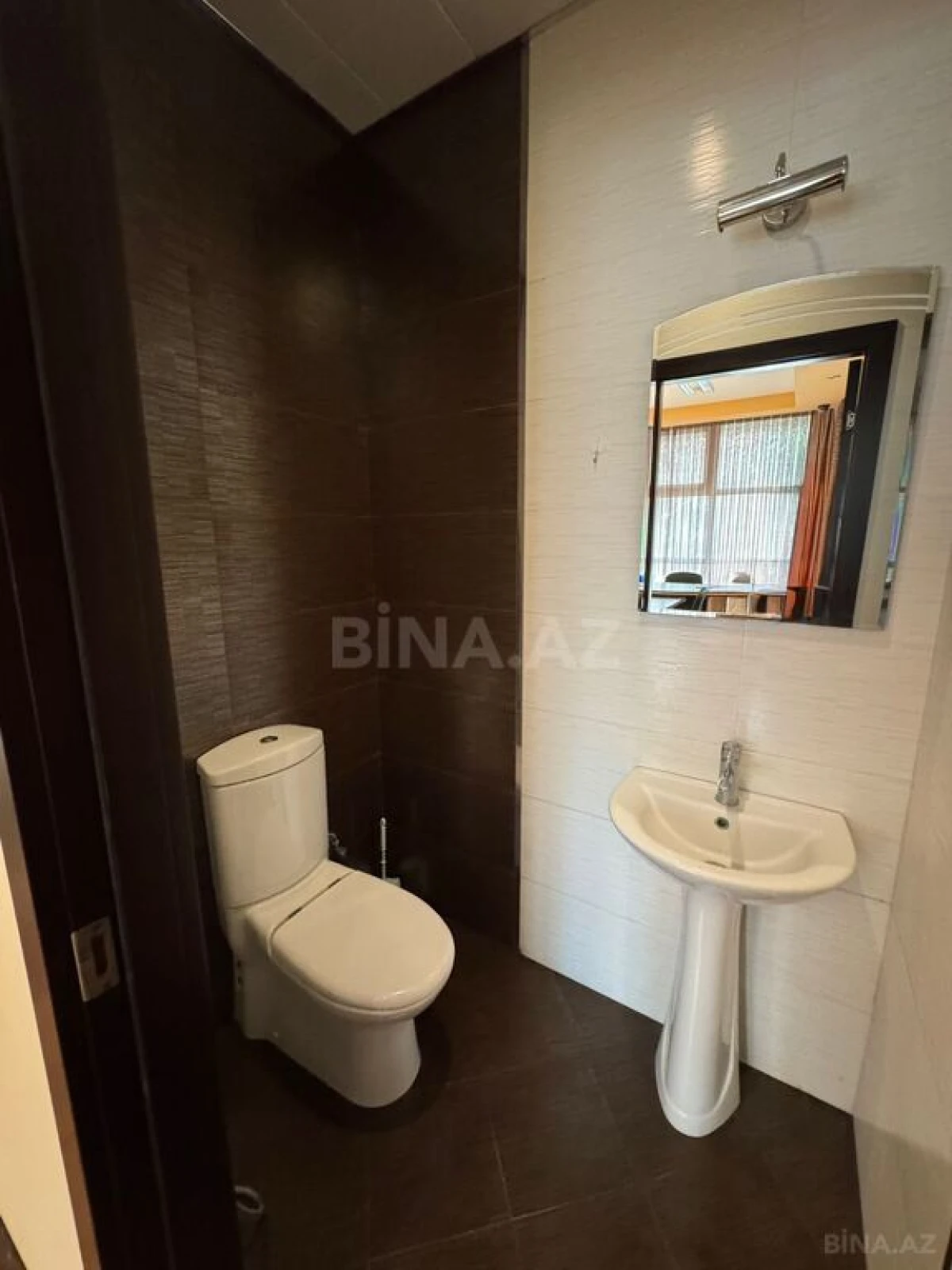 Kirayə verilir 4 otaqlı ofis 167 m²