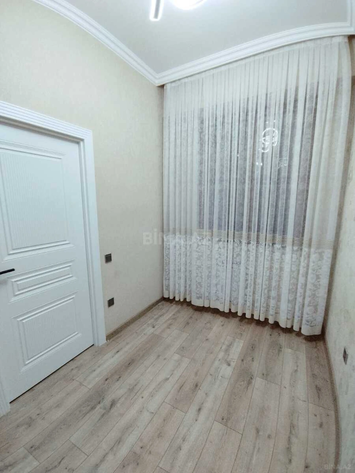 Satılır 3 otaqlı mənzil 60 m²