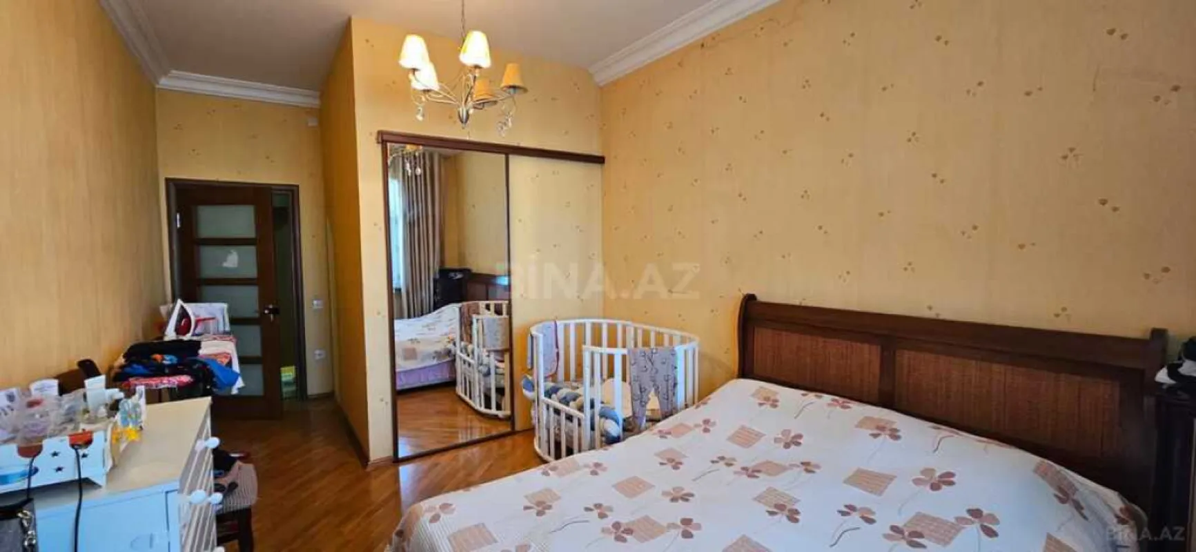 Satılır 2 otaqlı mənzil 80 m²