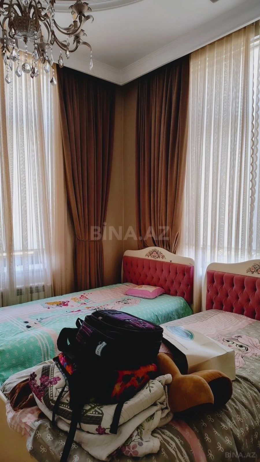 Kirayə verilir 6 otaqlı həyət evi 360 m²