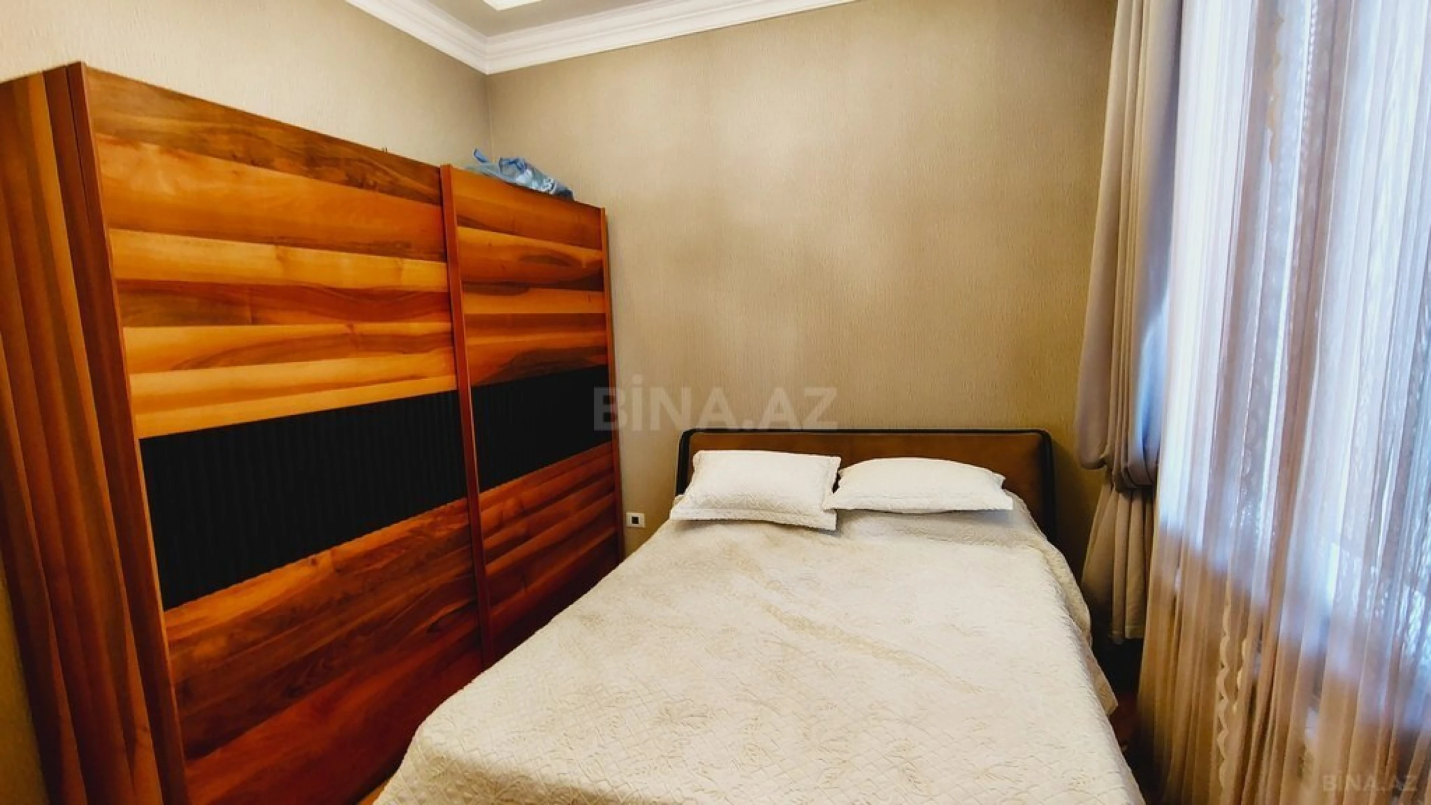 Kirayə verilir 6 otaqlı həyət evi 360 m²