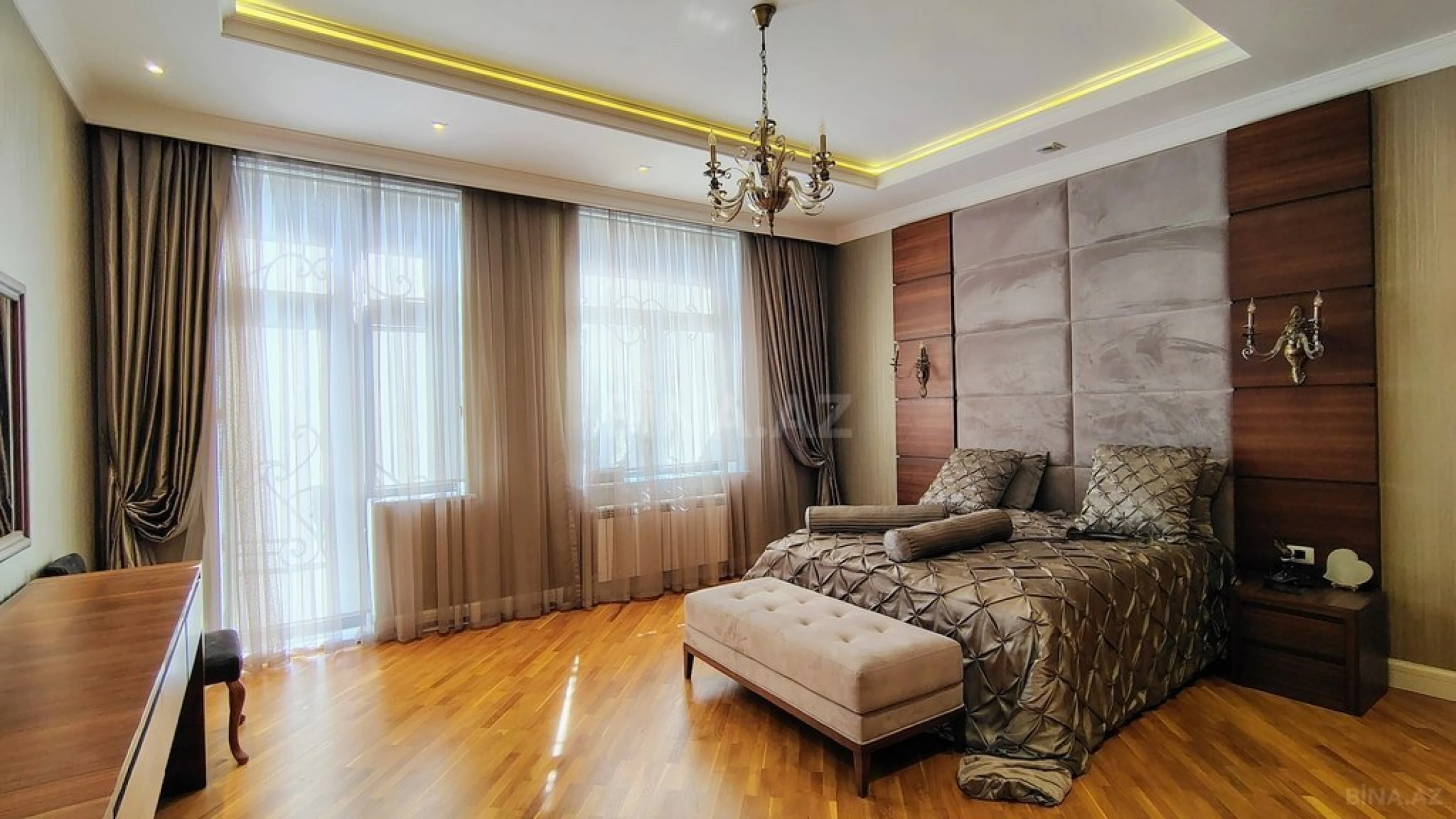 Kirayə verilir 6 otaqlı həyət evi 360 m²