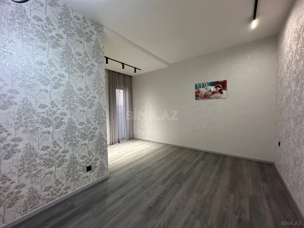 Satılır 4 otaqlı həyət evi 200 m²