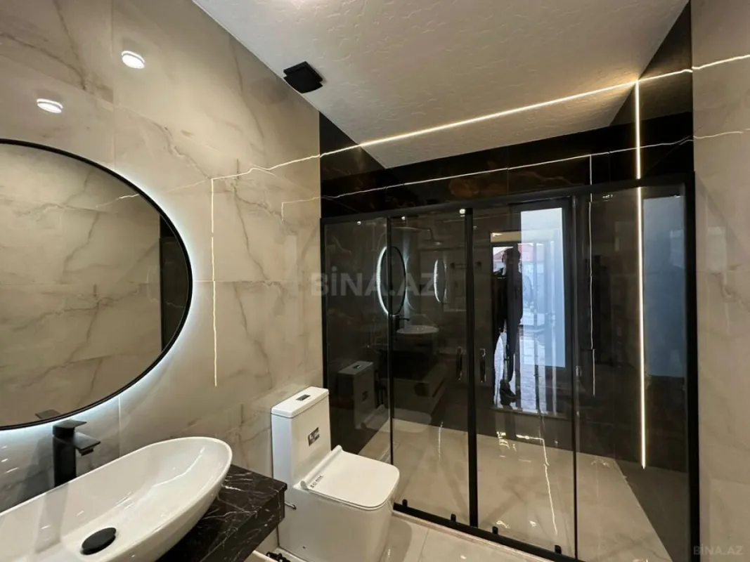 Satılır 4 otaqlı həyət evi 200 m²