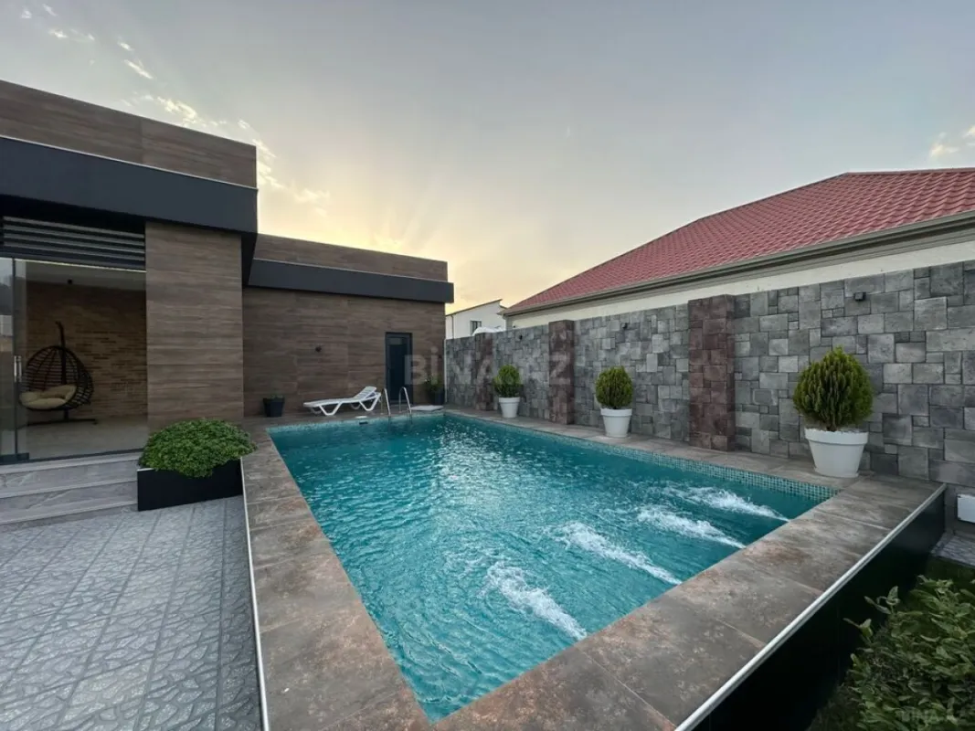 Satılır 4 otaqlı həyət evi 200 m²