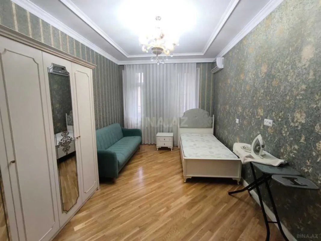Kirayə verilir 4 otaqlı mənzil 176 m²