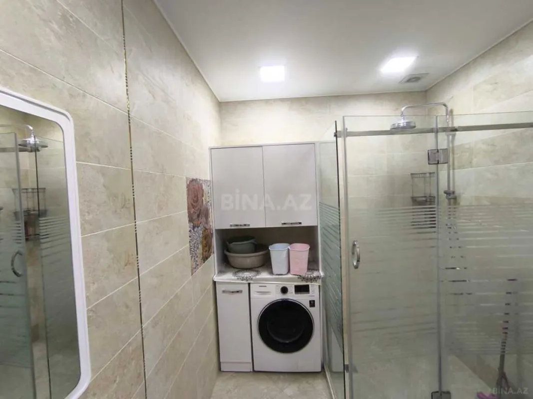 Kirayə verilir 4 otaqlı mənzil 176 m²