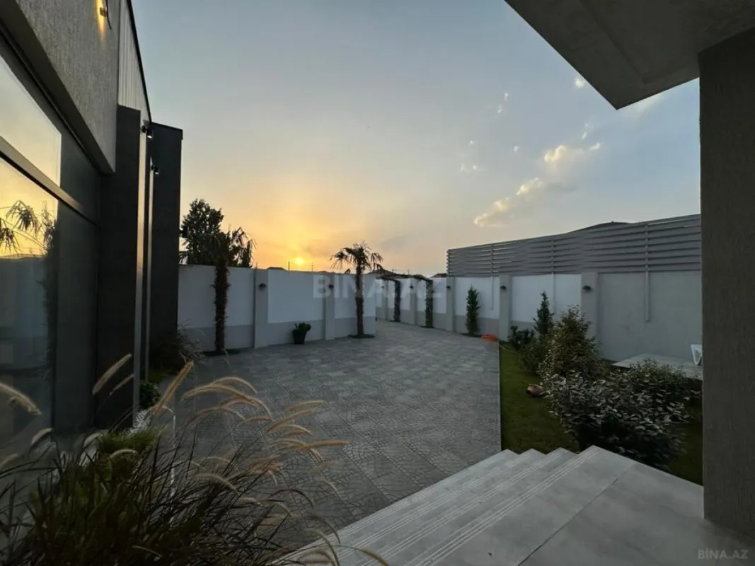 Satılır 4 otaqlı həyət evi 160 m²