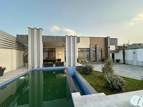 Satılır 4 otaqlı həyət evi 160 m²
