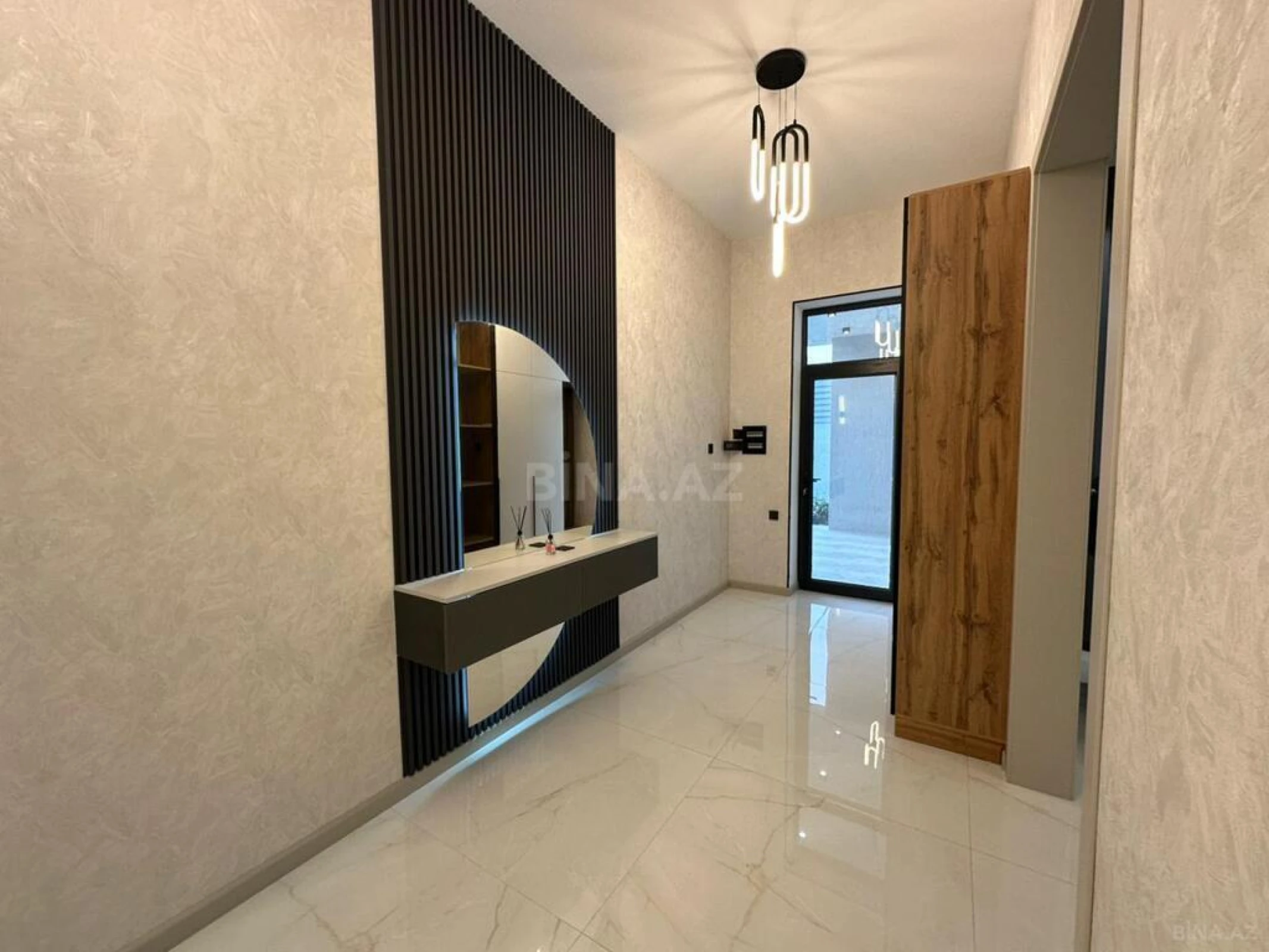 Satılır 4 otaqlı həyət evi 160 m²