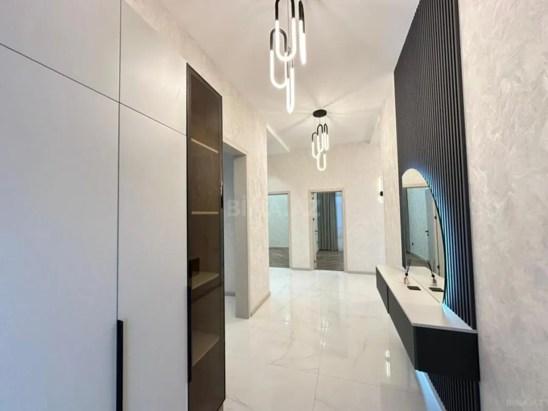 Satılır 4 otaqlı həyət evi 160 m²