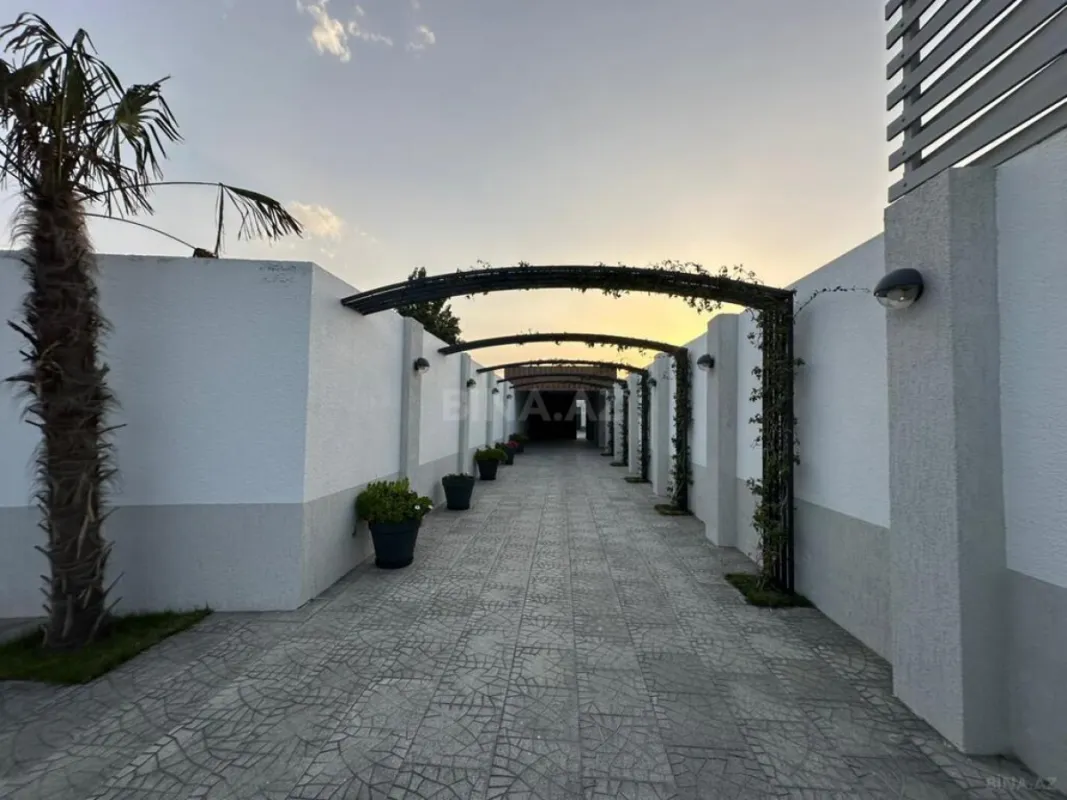 Satılır 4 otaqlı həyət evi 160 m²