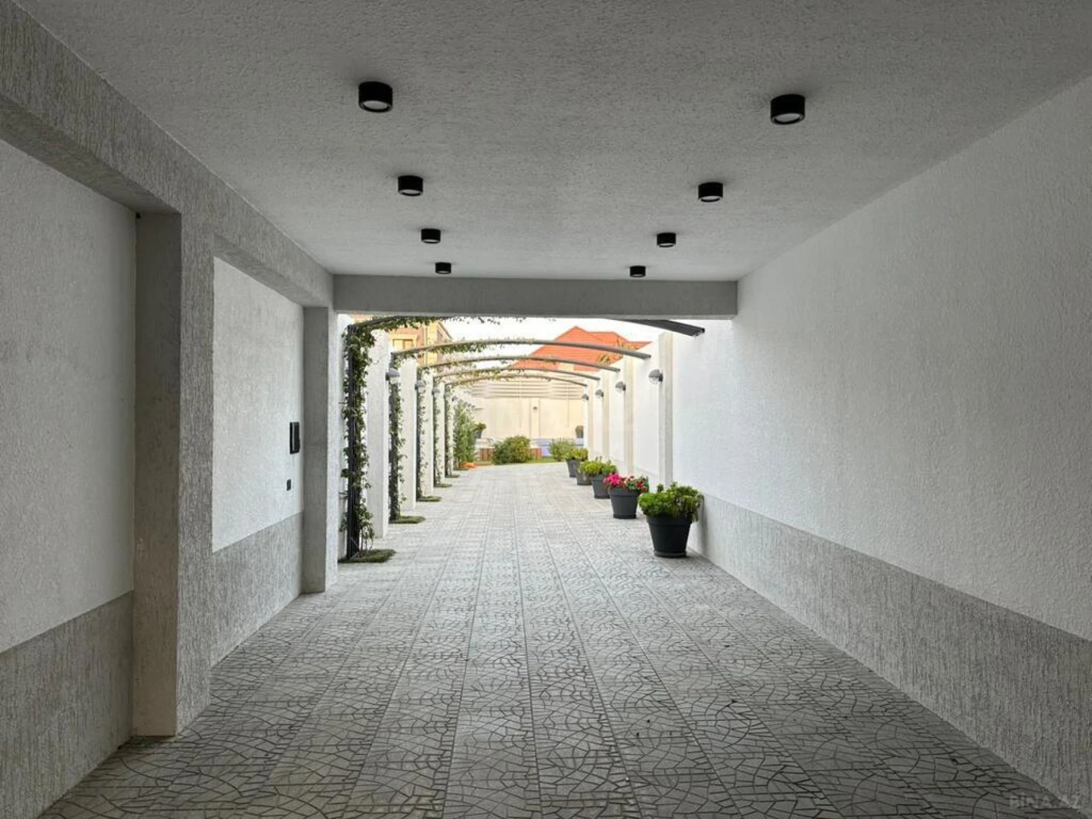 Satılır 4 otaqlı həyət evi 160 m²