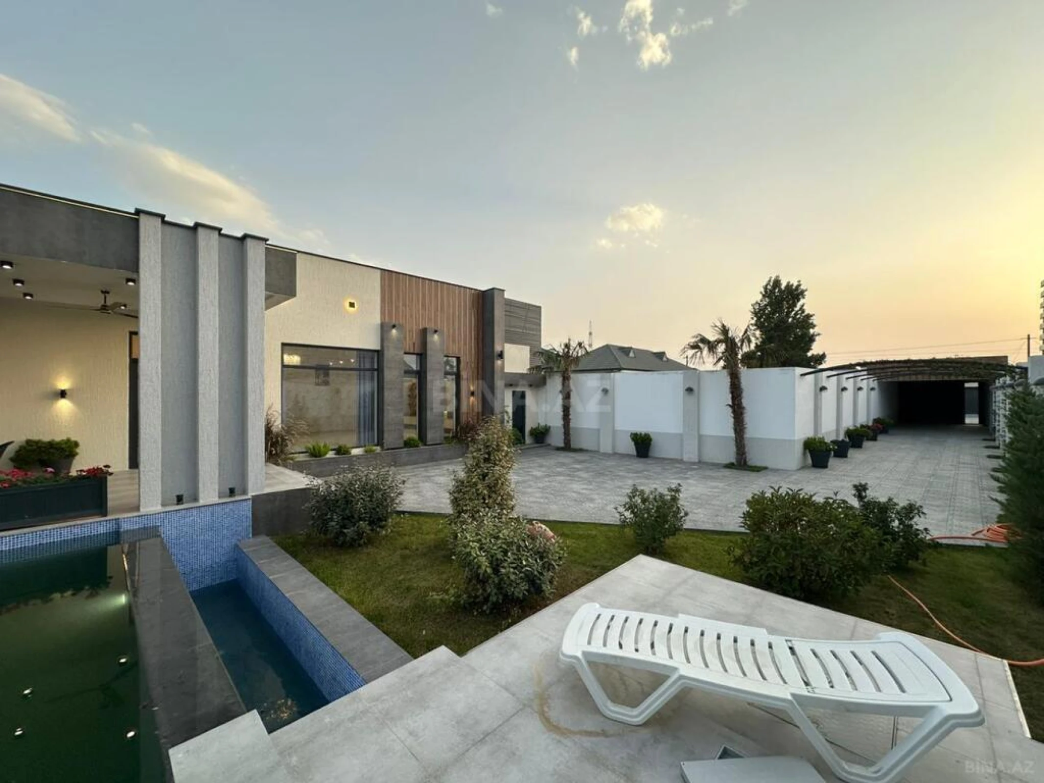 Satılır 4 otaqlı həyət evi 160 m²