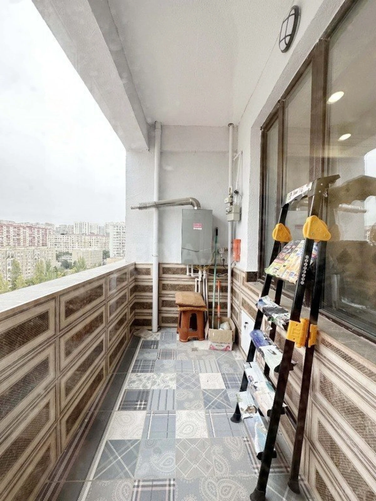 Satılır 2 otaqlı mənzil 56 m²