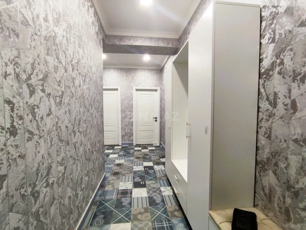 Satılır 2 otaqlı mənzil 56 m²