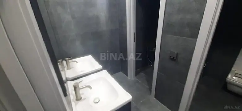 Kirayə verilir obyekt 465 m²