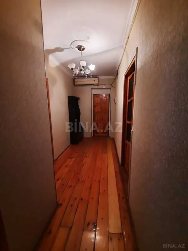 Satılır 4 otaqlı mənzil 100 m²