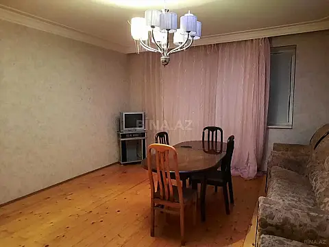 Satılır 4 otaqlı mənzil 100 m²
