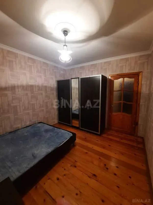 Satılır 4 otaqlı mənzil 100 m²