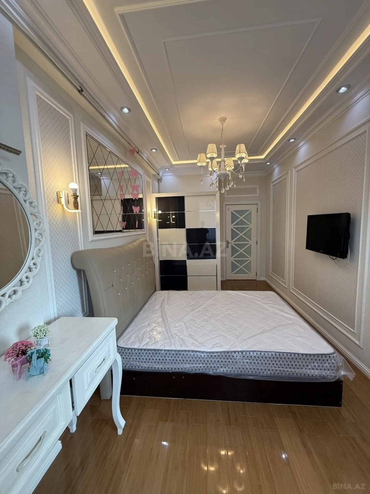 Satılır 2 otaqlı mənzil 65 m²