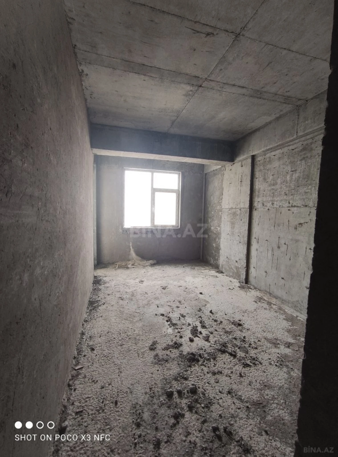 Satılır 1 otaqlı mənzil 54 m²