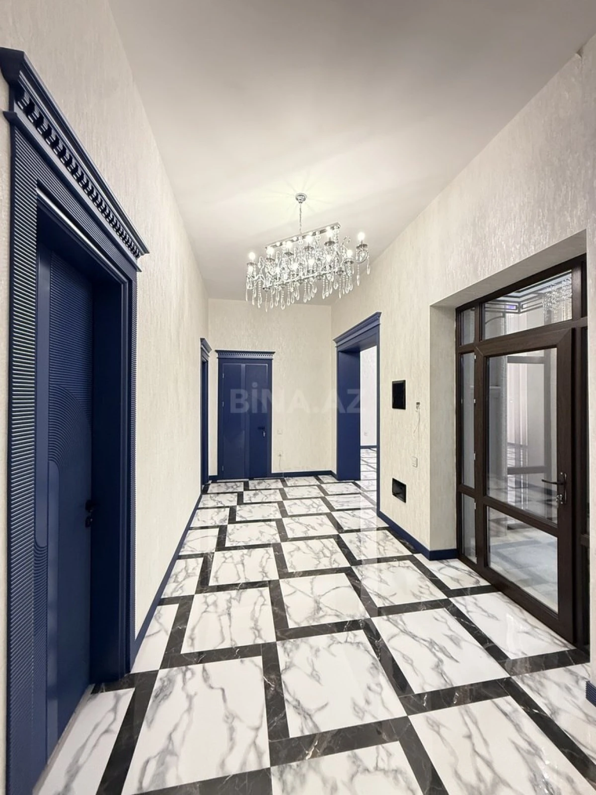 Satılır 4 otaqlı həyət evi 220 m²