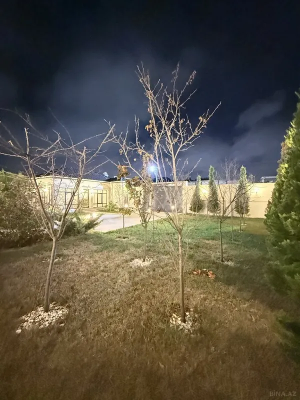 Satılır 4 otaqlı həyət evi 220 m²