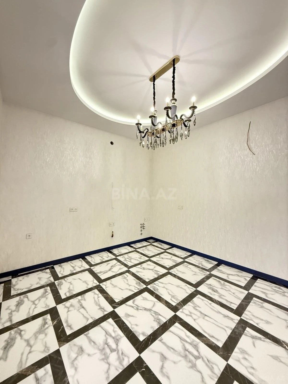 Satılır 4 otaqlı həyət evi 220 m²