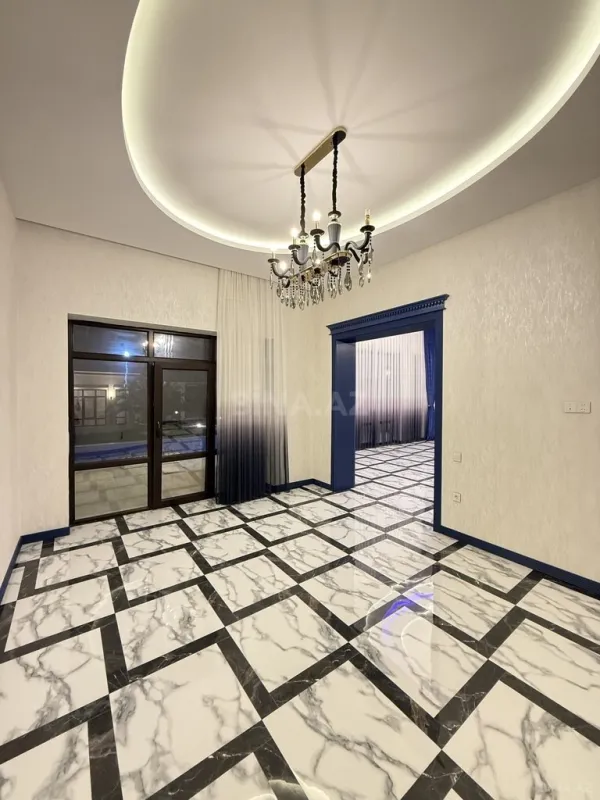 Satılır 4 otaqlı həyət evi 220 m²