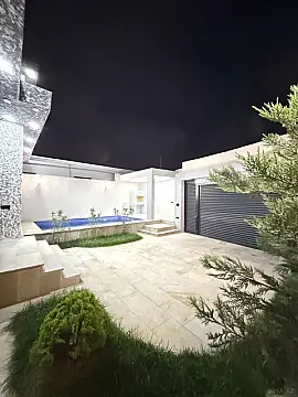 Satılır 4 otaqlı həyət evi 130 m²