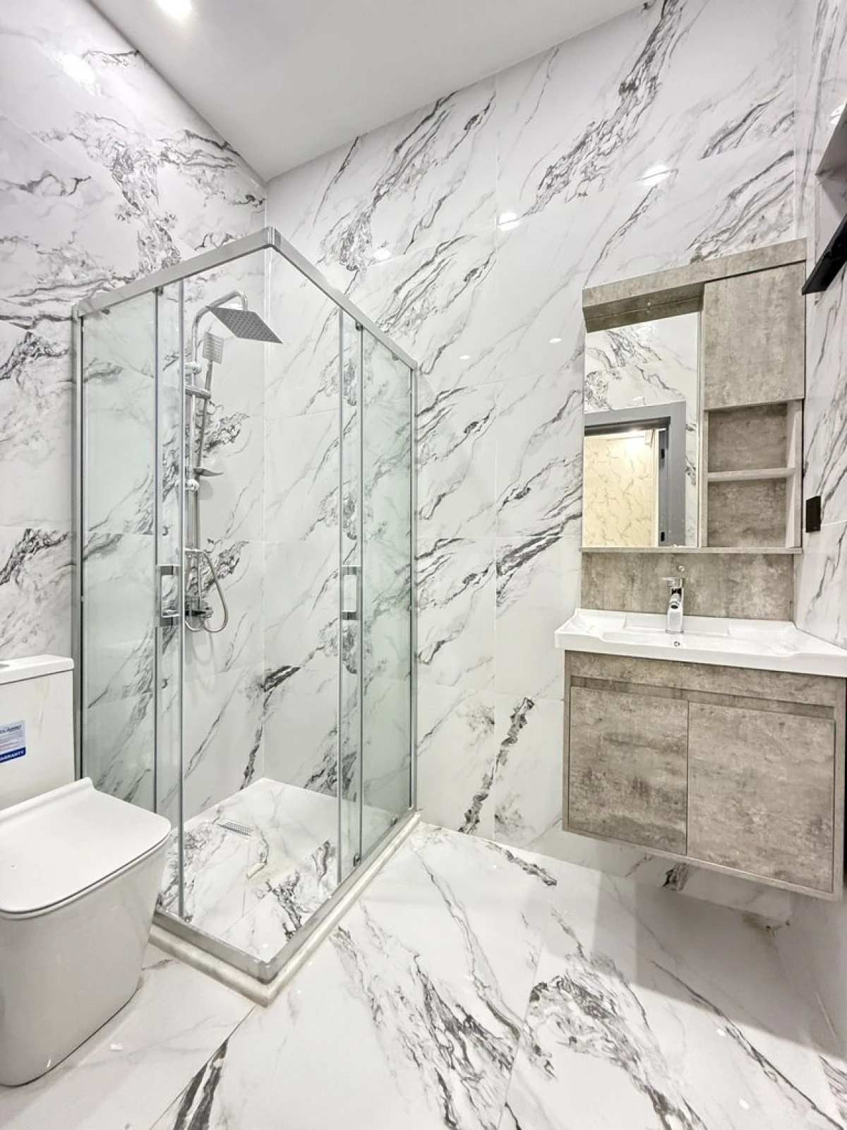 Satılır 4 otaqlı həyət evi 130 m²