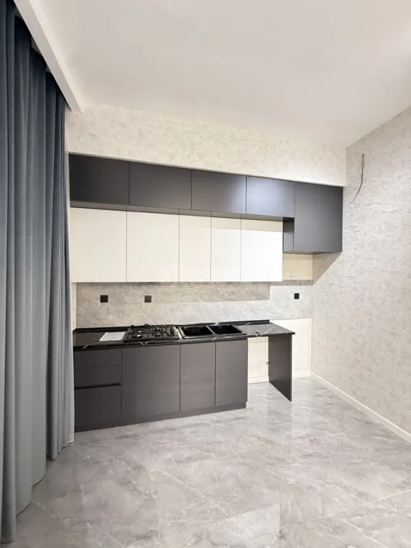 Satılır 4 otaqlı həyət evi 130 m²