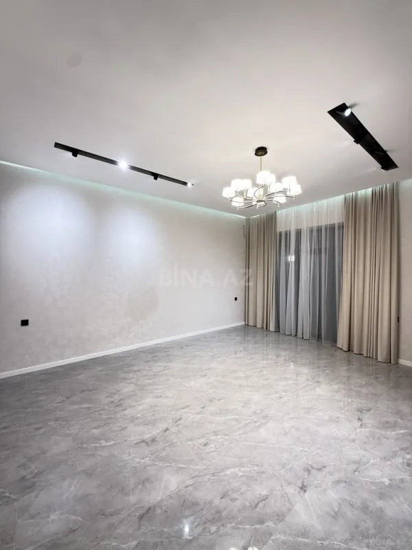 Satılır 4 otaqlı həyət evi 130 m²