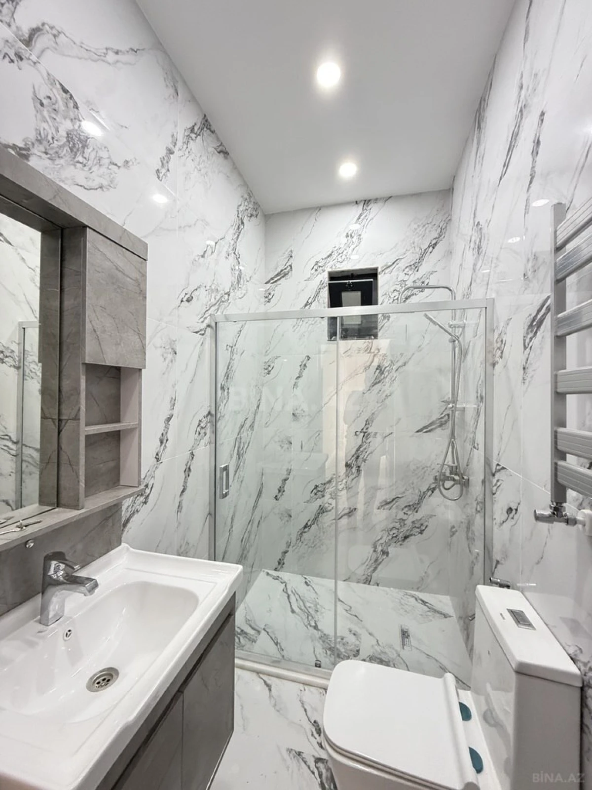 Satılır 4 otaqlı həyət evi 130 m²