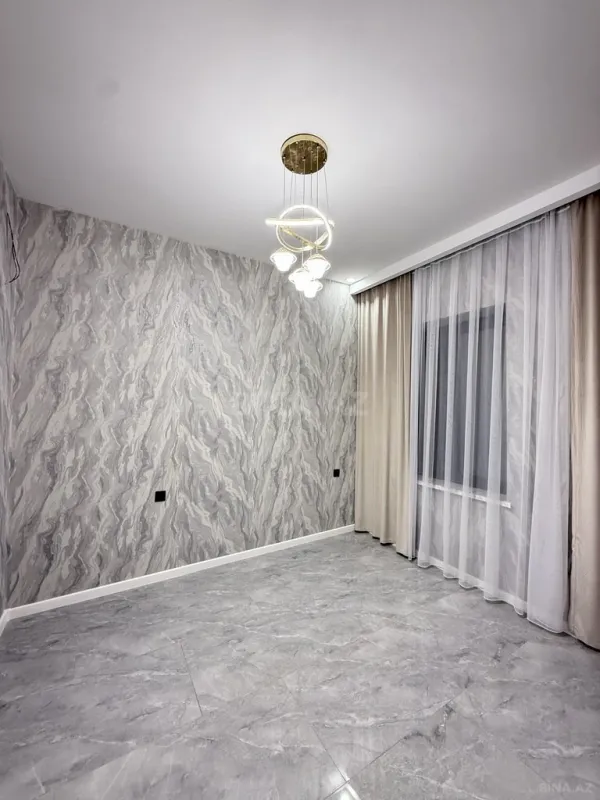 Satılır 4 otaqlı həyət evi 130 m²