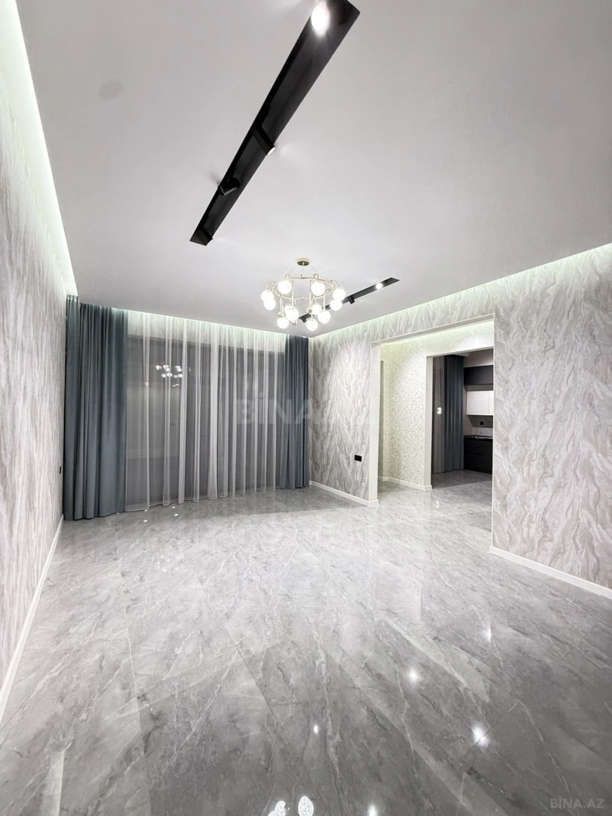 Satılır 4 otaqlı həyət evi 130 m²