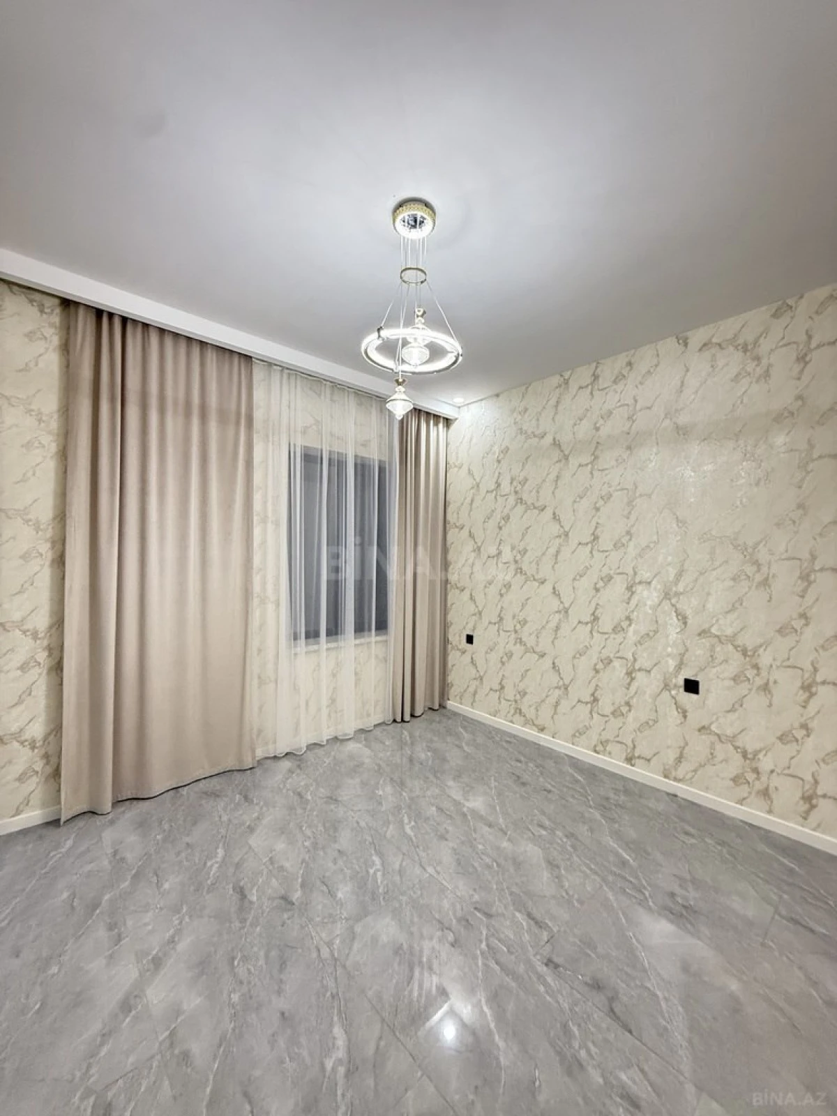 Satılır 4 otaqlı həyət evi 130 m²