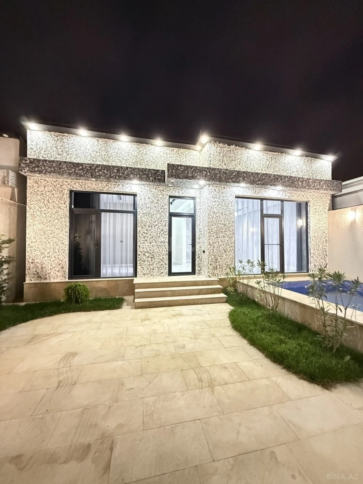Satılır 4 otaqlı həyət evi 130 m²