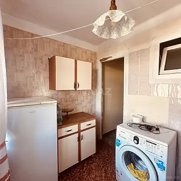 Satılır 1 otaqlı mənzil 38 m²
