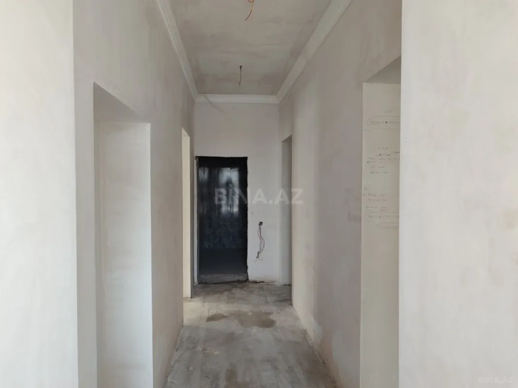 Satılır 7 otaqlı həyət evi 200 m²